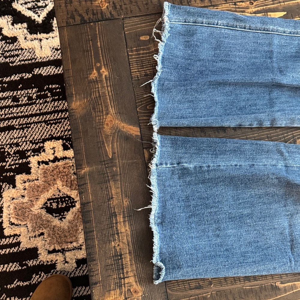 Distressed Blue Jeans - Picture 2 of 4